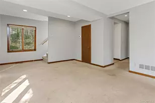 147 Stoneleigh Ave, Carmel, NY 10512 - Photo 7