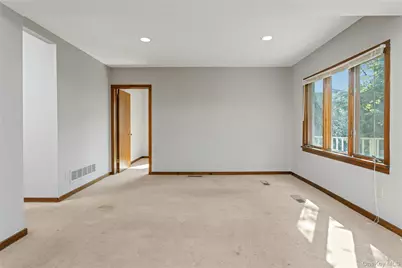 147 Stoneleigh Avenue, Carmel, NY 10512 - Photo 9