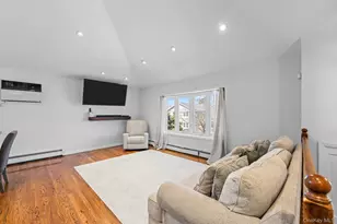 1383 B St, Elmont, NY 11003 - Photo 9