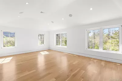 354 St Andrews Road, Southampton, NY 11968 - Photo 19