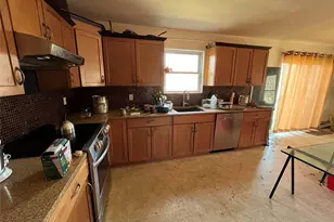 3 Robinwood Dr, Mastic Beach, NY 11951 - Photo 5