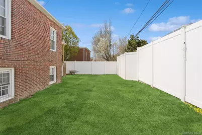 449 W Beech Street, Long Beach, NY 11561 - Photo 43