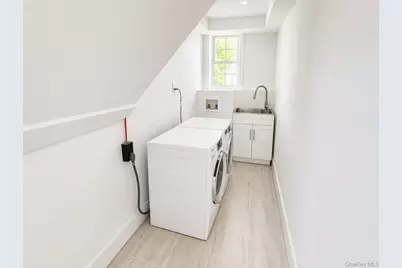 449 W Beech Street, Long Beach, NY 11561 - Photo 47