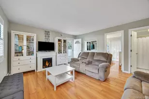 4 Jerome St, Smithtown, NY 11787 - Photo 29