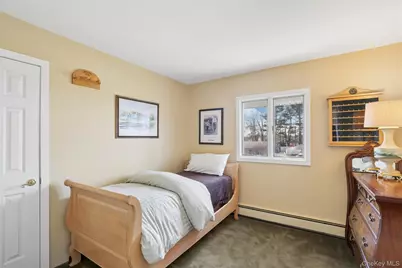 48 Roxbury Drive, Commack, NY 11725 - Photo 13