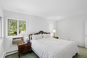 48 Roxbury Dr, Commack, NY 11725 - Photo 11