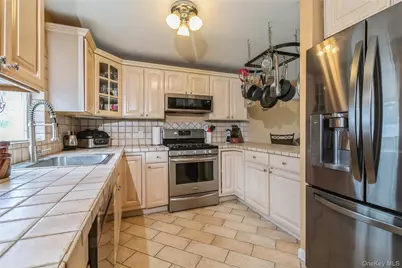 146 Swezey Lane, Middle Island, NY 11953 - Photo 13