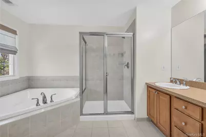 40 Eagle Circle, Bohemia, NY 11716 - Photo 19