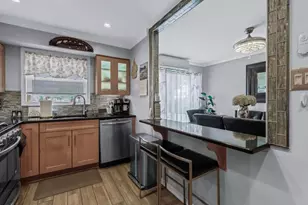 658 Pine St, Brooklyn, NY 11208 - Photo 9