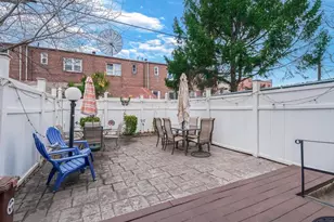 658 Pine St, Brooklyn, NY 11208 - Photo 19