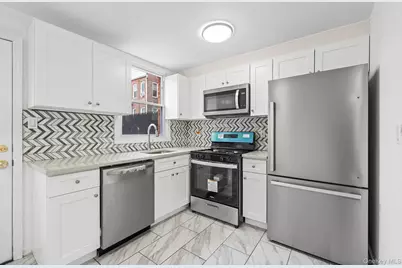 422 Autumn Avenue, Brooklyn, NY 11208 - Photo 11