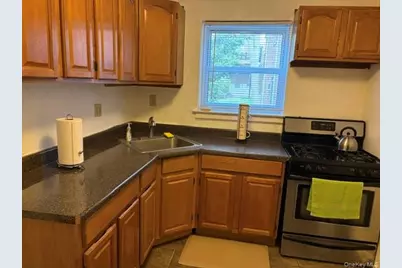 260-55 Langston Avenue #E-1, Glen Oaks, NY 11004 - Photo 9