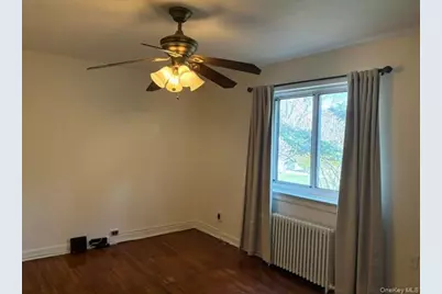 260-55 Langston Avenue #E-1, Glen Oaks, NY 11004 - Photo 13