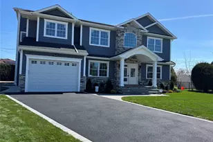 11 Evelyn Ct, Syosset, NY 11791 - Photo 9