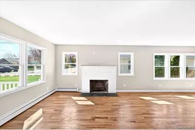 909 2nd Street N, East Northport, NY 11731 - Photo 7