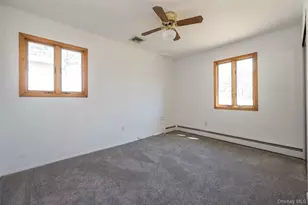 507 Joan St, Ronkonkoma, NY 11779 - Photo 23