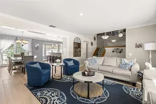 40 Wagstaff Ln, West Islip, NY 11795 - Photo 3