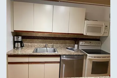 2355 Pershing Boulevard #504, Baldwin, NY 11510 - Photo 11