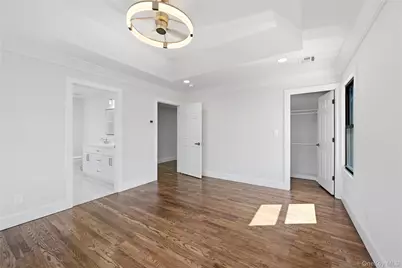 112 S Hillside Avenue, Nesconset, NY 11767 - Photo 37