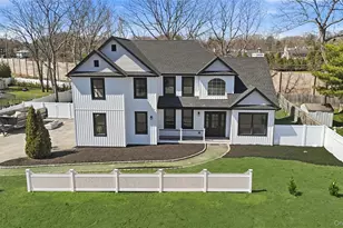 112 S Hillside Ave, Nesconset, NY 11767 - Photo 3