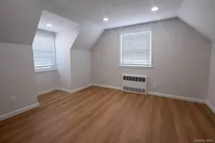 7-06 Leggett Pl, Whitestone, NY 11357 - Photo 5