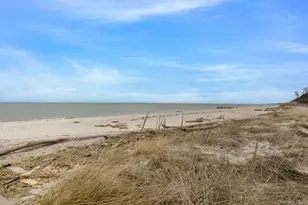 47 Pier Ave, Riverhead, NY 11901 - Photo 15