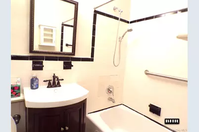 2265 Gerritsen Avenue #1R, Brooklyn, NY 11229 - Photo 9