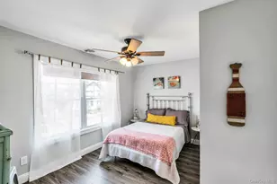 215 North St, Greenport, NY 11944 - Photo 11
