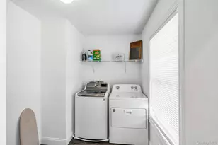 215 North St, Greenport, NY 11944 - Photo 9