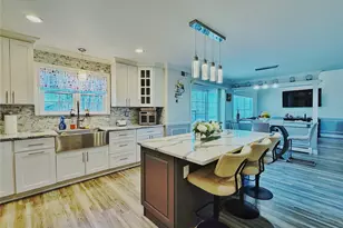 180 Country Rd, Medford, NY 11763 - Photo 9