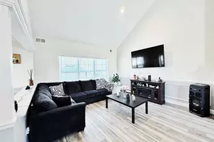 180 Country Rd, Medford, NY 11763 - Photo 5