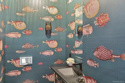 76 Island View Drive W, Sag Harbor, NY 11963 - Photo 21