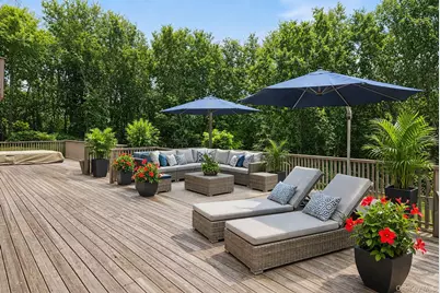 76 Island View Drive W, Sag Harbor, NY 11963 - Photo 23