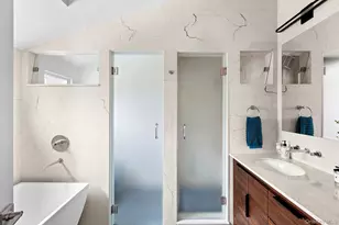 76 Island View Dr W, Sag Harbor, NY 11963 - Photo 13