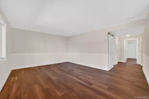 51 Jefferson Oval, Yorktown Heights, NY 10598 - Photo 9