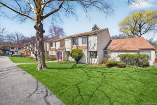 51 Jefferson Oval, Yorktown Heights, NY 10598 - Photo 3