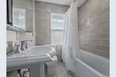 146-07 17th Avenue, Whitestone, NY 11357 - Photo 15