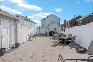 146-07 17th Ave, Whitestone, NY 11357 - Photo 19