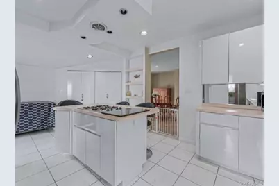 146-07 17th Avenue, Whitestone, NY 11357 - Photo 9