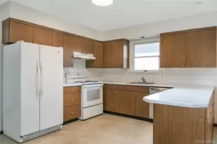 7 Lindner Ct, Brookhaven, NY 11719 - Photo 23