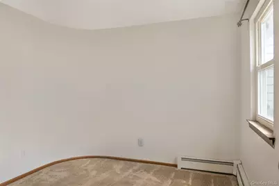 7 Lindner Court, Brookhaven, NY 11719 - Photo 33