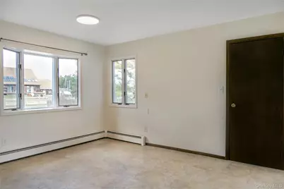 7 Lindner Court, Brookhaven, NY 11719 - Photo 27