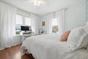 130 Wellington Rd, Mineola, NY 11501 - Photo 31