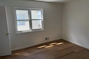 145-78 226th St, Springfield Gardens, NY 11413 - Photo 3