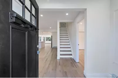 624 Townline Road, Hauppauge, NY 11788 - Photo 9