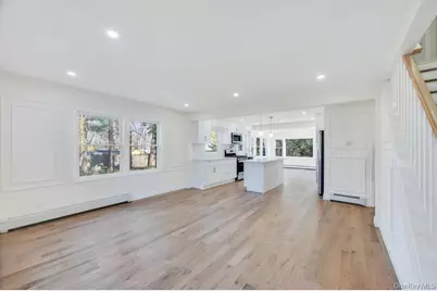 624 Townline Road, Hauppauge, NY 11788 - Photo 3
