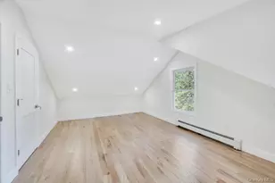 624 Townline Rd, Hauppauge, NY 11788 - Photo 19