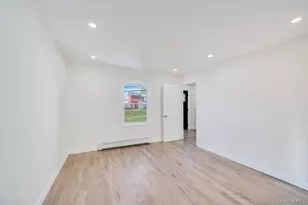 624 Townline Rd, Hauppauge, NY 11788 - Photo 13