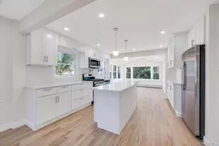 624 Townline Rd, Hauppauge, NY 11788 - Photo 15