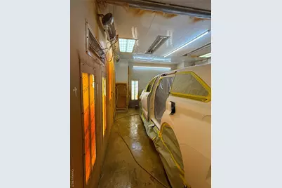 38-21 23rd #B, Astoria, NY 11101 - Photo 11